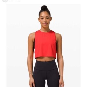 Lululemon muscle tank size 6